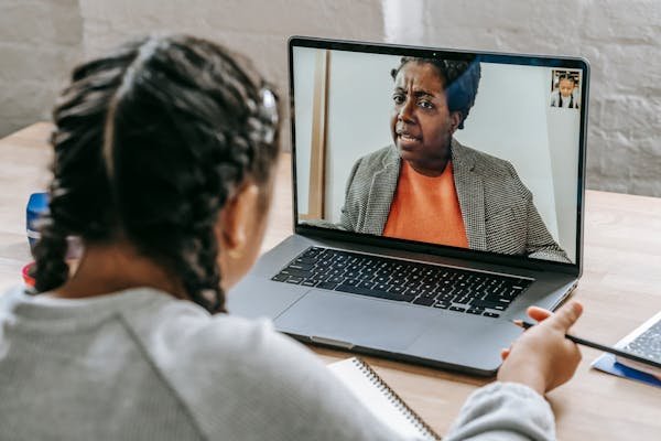 Les performances du soutien scolaire : choisir la bonne plateforme