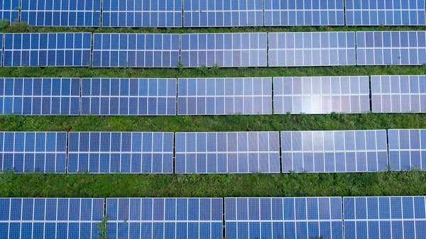 Panneau solaire photovoltaïque : optez pour une rénovation efficace